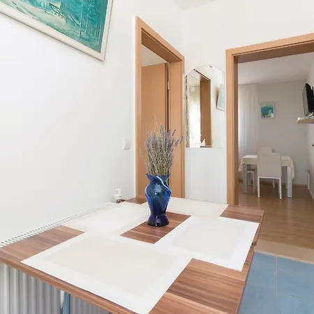 Two-bedroom In Apartamento *