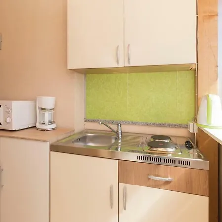 Two-bedroom In Apartamento